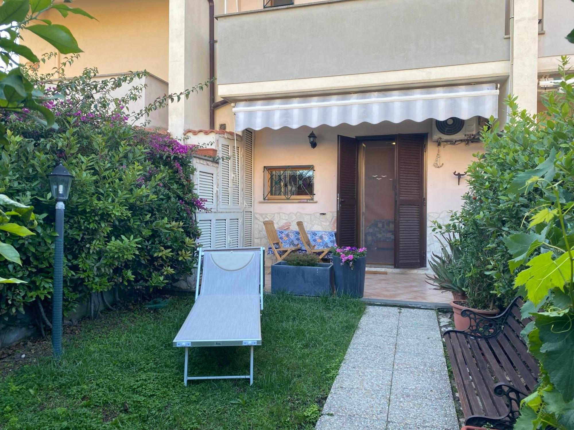 Villetta Relax Fast Wi-Fi 9 Min Porto Civitavecchia Santa Marinella Værelse billede